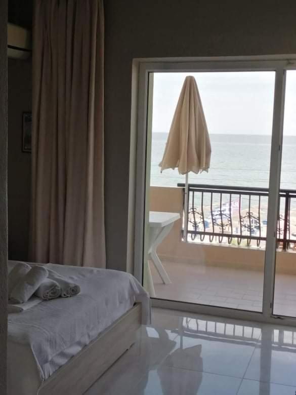 Pantheon Beach Hotel Olympiakí Aktí Екстериор снимка