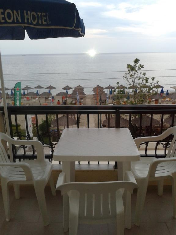 Pantheon Beach Hotel Olympiakí Aktí Екстериор снимка